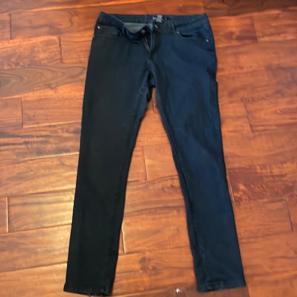 Black jeans - Picture 1 of 4